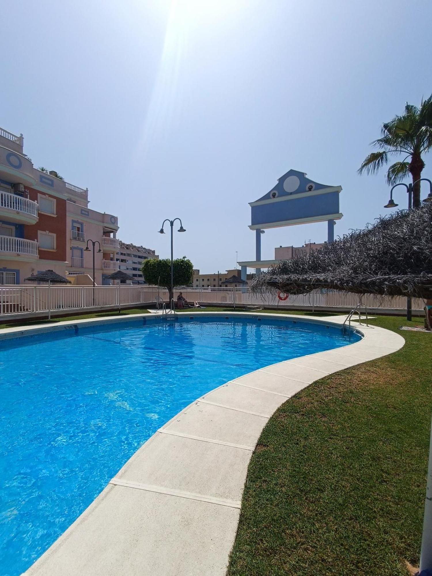 Apartamento Esbamar Roquetas de Mar Luaran gambar